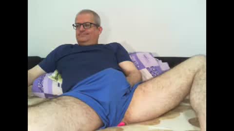 Snapshot of eyes12 chatting on 05/01/26, 05:34 GEORGE online show from 05/01/26, 05:34