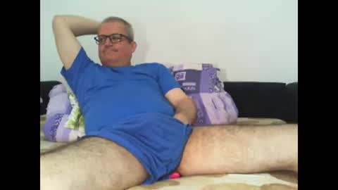 Snapshot of eyes12 chatting on 05/08/26, 06:08 GEORGE online show from 05/08/26, 06:08