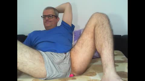 Snapshot of eyes12 chatting on 05/16/26, 05:48 GEORGE online show from 05/16/26, 05:48