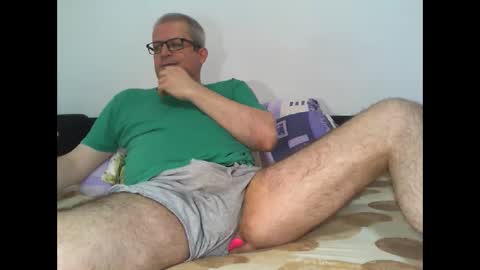 Snapshot of eyes12 chatting on 05/16/26, 11:42 GEORGE online show from 05/16/26, 11:42