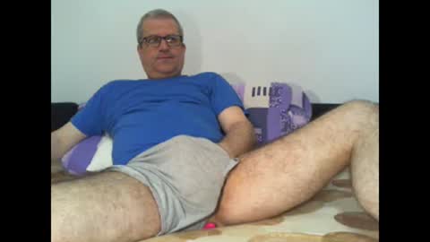 Snapshot of eyes12 chatting on 05/18/26, 05:02 GEORGE online show from 05/18/26, 05:02