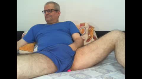 Snapshot of eyes12 chatting on 06/01/26, 05:20 GEORGE online show from 06/01/26, 05:20