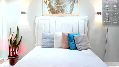      online show from 11/14/25, 07:56