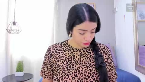      online show from 11/20/25, 06:07