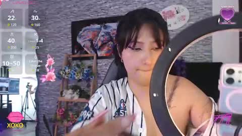 Snapshot of eyesmoon7710 chatting on 07/15/26, 12:21 eyes moon online show from 07/15/26, 12:21