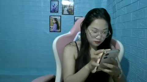 Snapshot of eyewet chatting on 06/12/26, 01:15 Eye online show from 06/12/26, 01:15