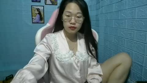 Snapshot of eyewet chatting on 07/06/26, 08:00 Eye online show from 07/06/26, 08:00