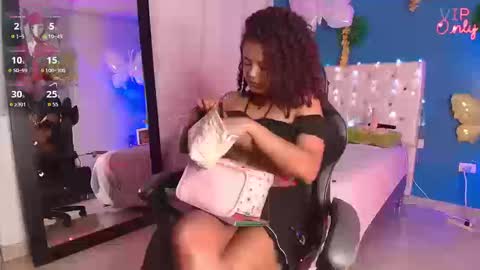 eylend_lisboa_ online show from 03/12/26, 01:17