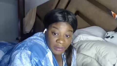 eyshaexotii online show from 10/21/25, 03:24