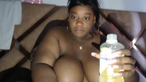 eyshaexotii online show from 12/21/25, 01:51