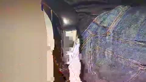 Snapshot of ezcoda chatting on 12/21/24, 09:15 EZCODA online show from 12/21/24, 09:15