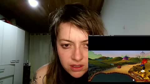 Snapshot of ezlngirl chatting on 12/22/24, 11:20 Aimee online show from 12/22/24, 11:20