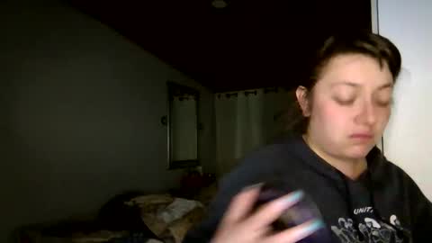 Snapshot of ezlngirl chatting on 01/16/25, 01:06 Aimee online show from 01/16/25, 01:06