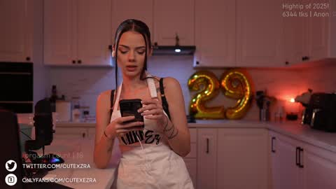 Ezra online show from 02/08/25, 09:46