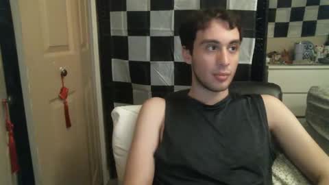 Snapshot of ezra_naamah chatting on 02/02/25, 11:42 Ezra Naamah online show from 02/02/25, 11:42