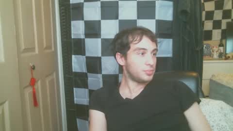 Snapshot of ezra_naamah chatting on 03/05/25, 10:21 Ezra Naamah online show from 03/05/25, 10:21