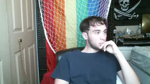 Snapshot of ezra_naamah chatting on 10/21/25, 05:13 Ezra Naamah online show from 10/21/25, 05:13