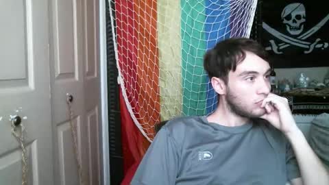 Ezra Naamah online show from 11/23/25, 03:56