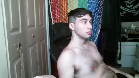 Ezra Naamah online show from 01/13/26, 07:19