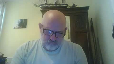 f1zzeek online show from 04/28/26, 02:33