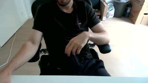 Call me bitch online show from 06/04/26, 03:07