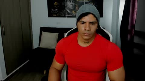 Snapshot of fabian_arango chatting on 05/08/26, 05:18 Fabian arango online show from 05/08/26, 05:18