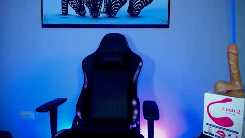 Snapshot of fabilatindick20 chatting on 02/21/26, 12:55 Fabian online show from 02/21/26, 12:55