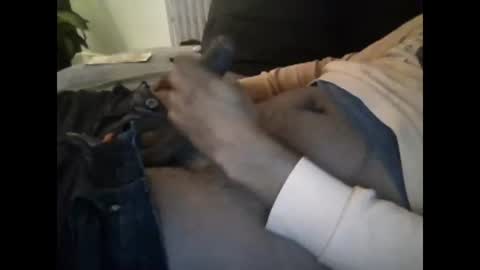 Snapshot of fablino chatting on 02/21/25, 11:32 Fab online show from 02/21/25, 11:32