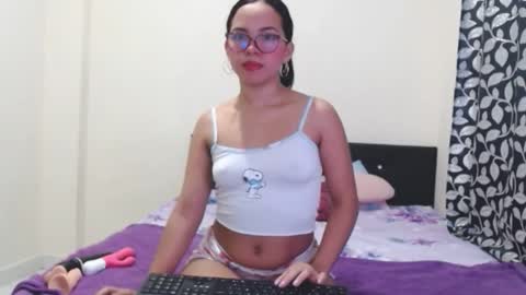 Snapshot of faby_21 chatting on 12/21/25, 07:59 jazmin online show from 12/21/25, 07:59