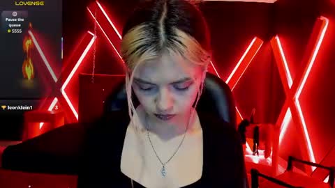 Snapshot of fabzy_fab chatting on 07/08/26, 01:26 fabzy online show from 07/08/26, 01:26
