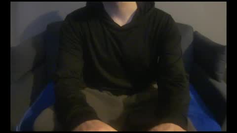 Snapshot of facelessescape chatting on 04/19/26, 01:10 FacelessEscape online show from 04/19/26, 01:10