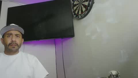 Mark online show from 11/04/25, 07:18