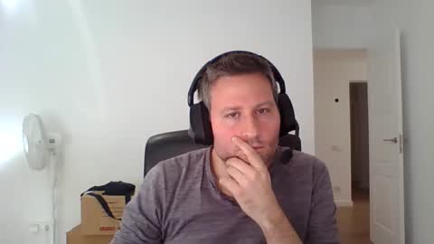 faer_087 online show from 11/05/25, 10:37