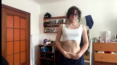 Loly online show from 06/04/26, 10:10