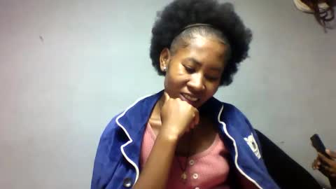 faiqua95 online show from 04/21/26, 06:34