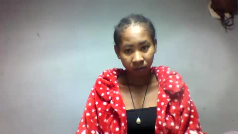 faiqua95 online show from 04/26/26, 01:47