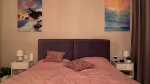 Bloom  online show from 03/04/25, 06:39