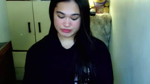 Snapshot of fairy_cuddle chatting on 04/23/26, 12:34 call me shanaia online show from 04/23/26, 12:34