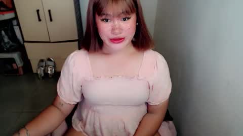 Snapshot of fairy_cuddle chatting on 05/16/26, 05:23 call me shanaia online show from 05/16/26, 05:23
