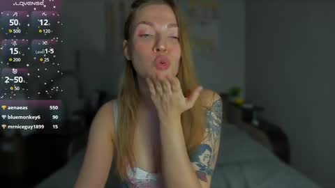 Snapshot of fairy_lele chatting on 02/10/25, 11:25 fairy_lele online show from 02/10/25, 11:25
