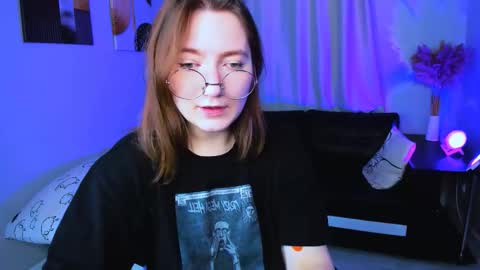 Tara online show from 11/18/25, 06:18