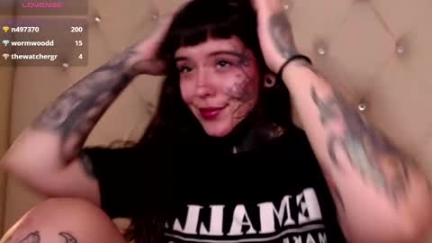 Snapshot of fairyflexxx chatting on 12/15/24, 02:16 Fairy online show from 12/15/24, 02:16