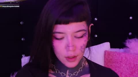 Snapshot of fairyflexxx chatting on 02/01/25, 08:58 Fairy online show from 02/01/25, 08:58