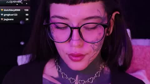 Snapshot of fairyflexxx chatting on 02/01/25, 11:58 Fairy online show from 02/01/25, 11:58