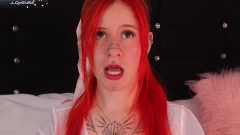 Snapshot of fairyflexxx chatting on 02/10/25, 09:15 Fairy online show from 02/10/25, 09:15