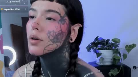 Snapshot of fairyflexxx chatting on 03/09/25, 09:57 Fairy online show from 03/09/25, 09:57