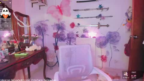 Snapshot of fairywhore chatting on 02/18/25, 03:53  Jackie Cosplayer  online show from 02/18/25, 03:53