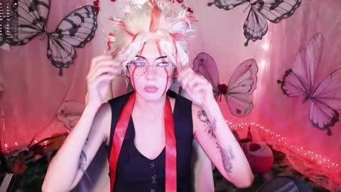 Snapshot of fairywhore chatting on 09/29/25, 03:33  Jackie Cosplayer  online show from 09/29/25, 03:33