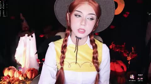 Snapshot of fairywhore chatting on 10/21/25, 02:23  Jackie Cosplayer  online show from 10/21/25, 02:23