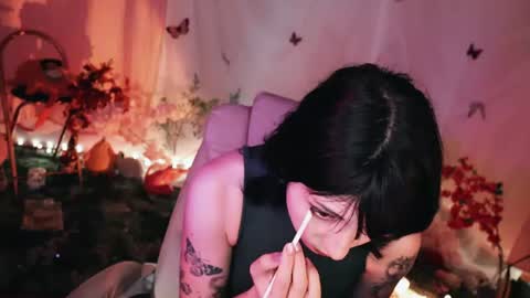 Snapshot of fairywhore chatting on 06/25/26, 02:22 Jackie Cosplayer online show from 06/25/26, 02:22